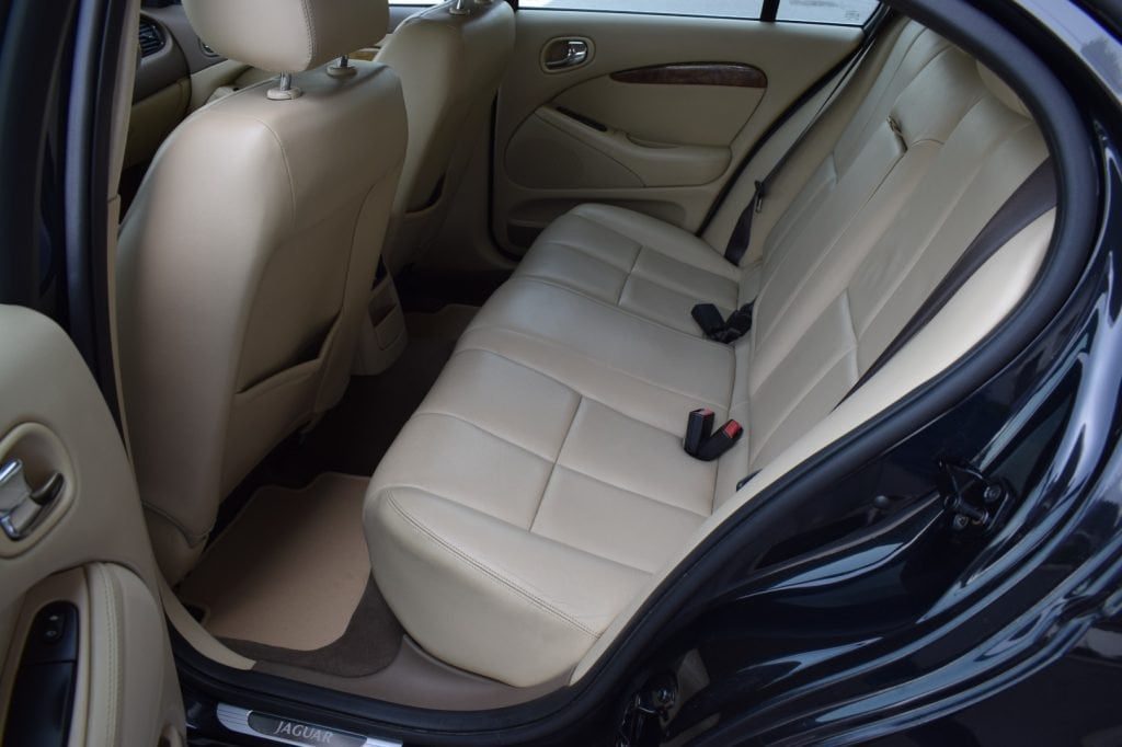 JAGUAR S-Type 2.7 diesel V6 Executive - 24