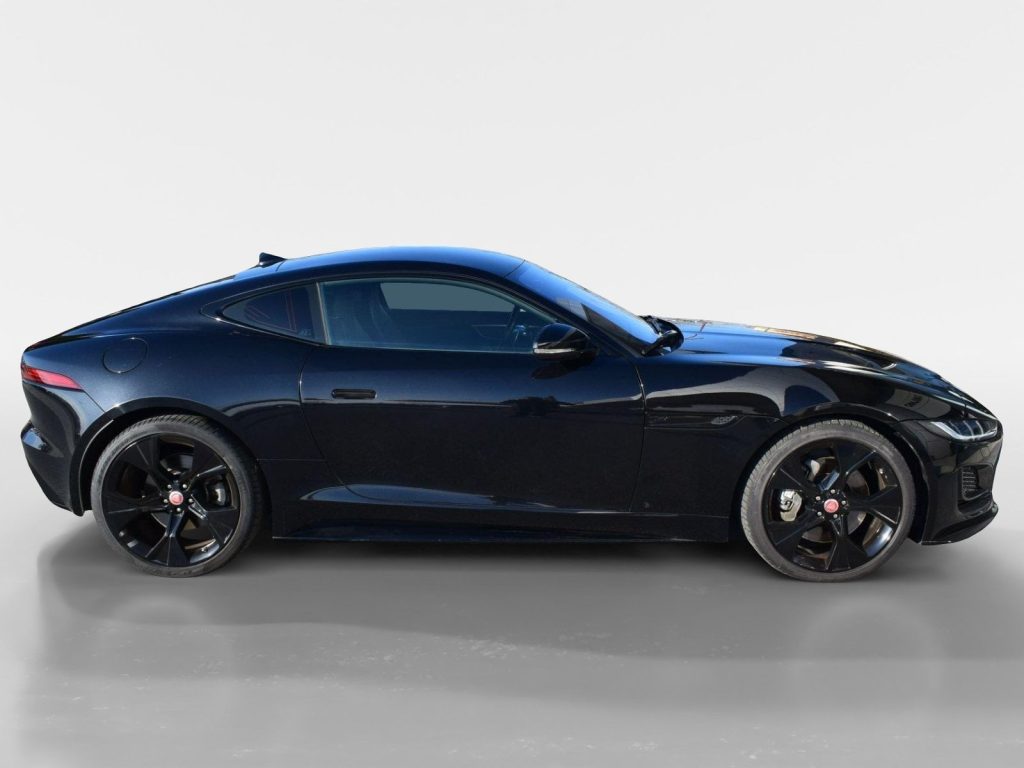 JAGUAR F-Type 2.0 aut. Coupé R-Dynamic BLACK - 26