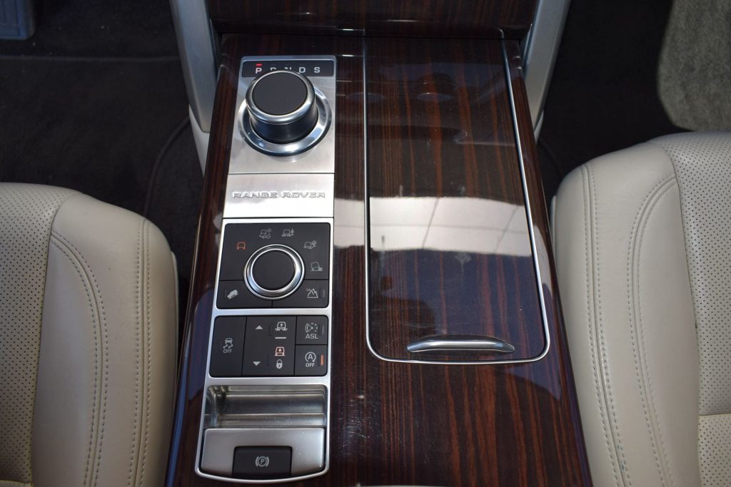 LAND ROVER Range Rover 4.4 SDV8 Vogue - 12