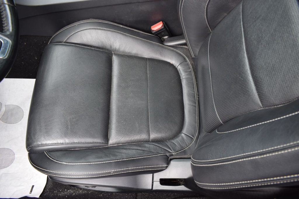 JAGUAR XE 2.0 D Turbo 180 CV AWD AUT. R-SPORT MOTORE DA SOST - 17