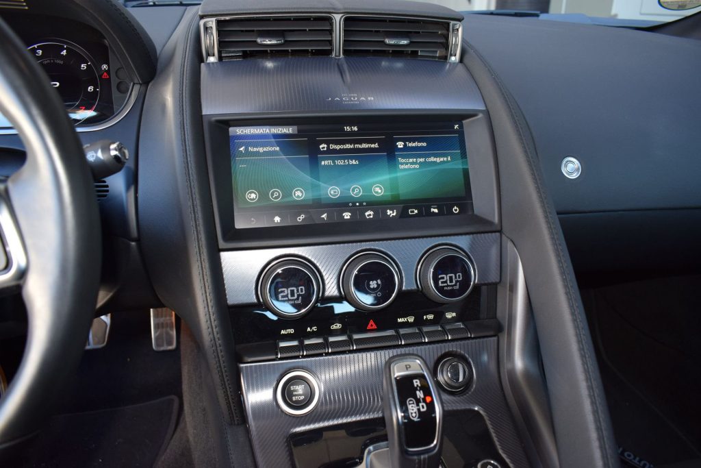 JAGUAR F-Type F-Type 2.0 aut. Coupé R-Dynamic - 12