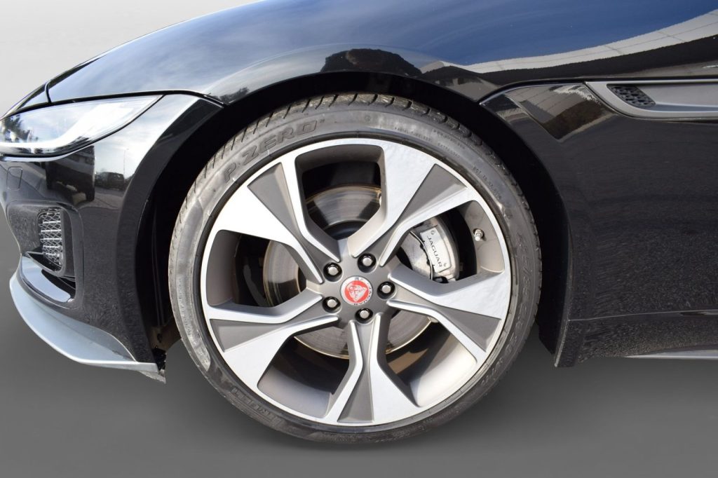 JAGUAR F-Type F-Type 2.0 aut. Coupé First Edition - 35