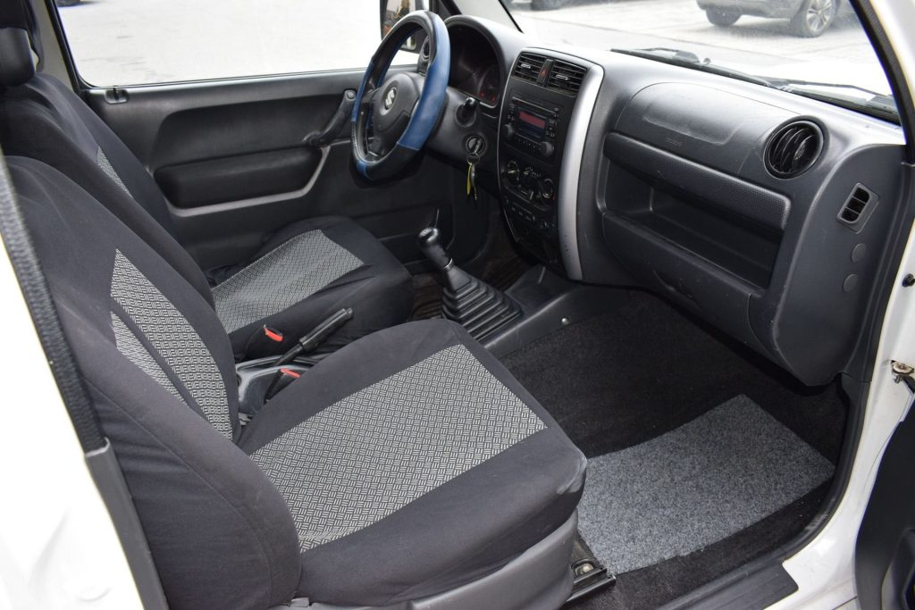 SUZUKI Jimny Jimny 1.5 DDiS cat 4WD  NEOPATENTATI - 10