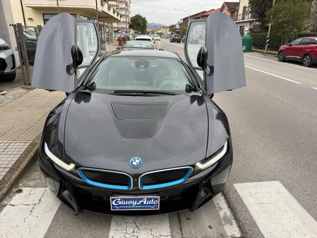 BMW i8 Grigio scuro metallizzato