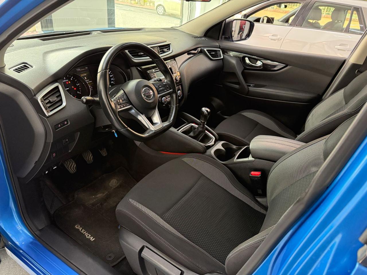 NISSAN Qashqai 1.5 dCi Visia - 15