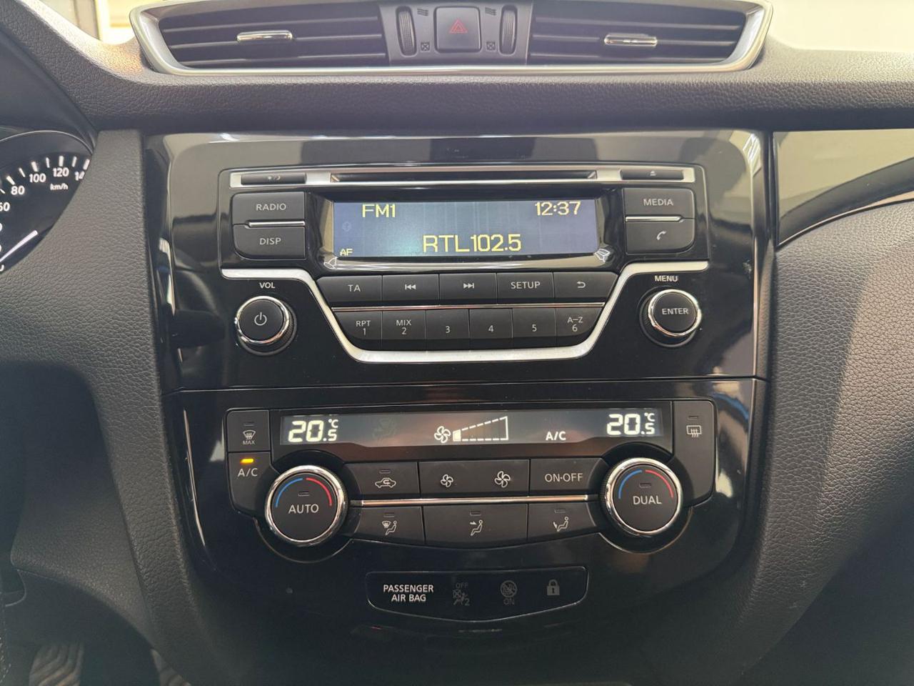 NISSAN Qashqai 1.5 dCi Visia - 26