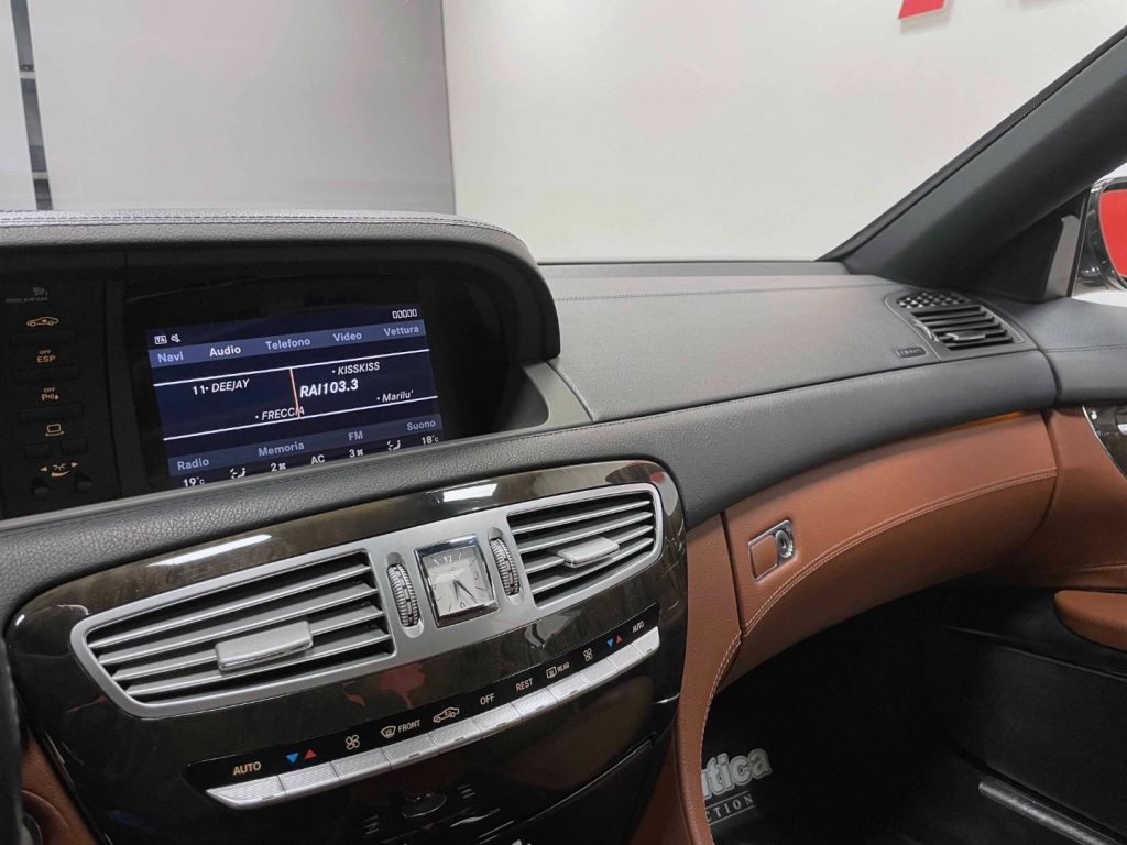 MERCEDES-BENZ CL 500 COUPE SPORT AUTO - 22