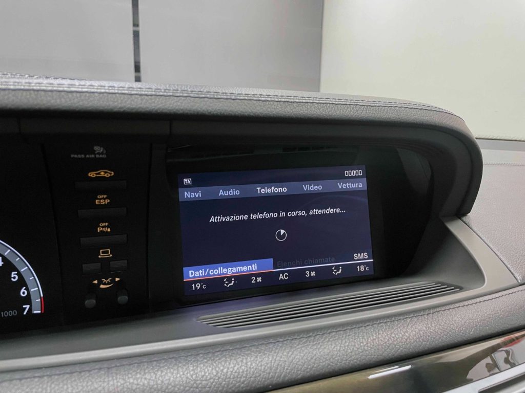 MERCEDES-BENZ CL 500 COUPE SPORT AUTO - 25