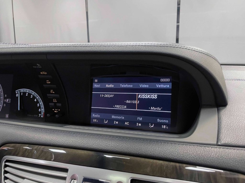 MERCEDES-BENZ CL 500 COUPE SPORT AUTO - 46