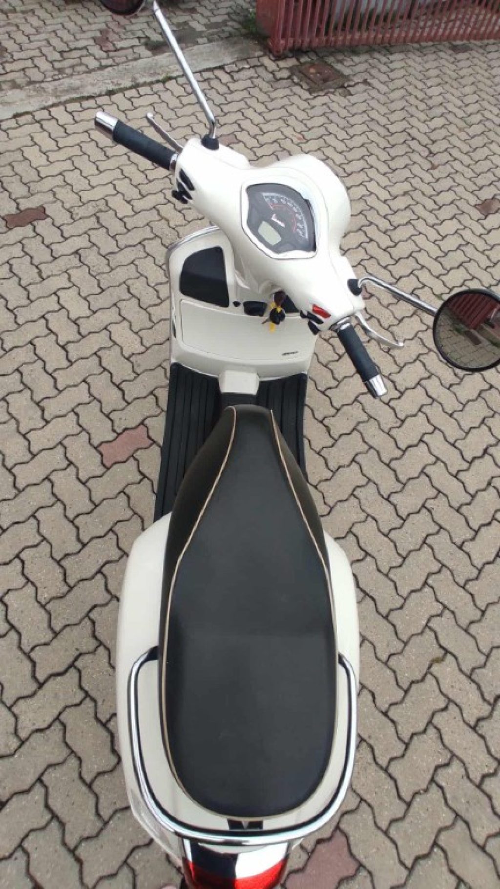 VESPA GTS 300 Super GTS 300 HPE SUPER ABS - 3