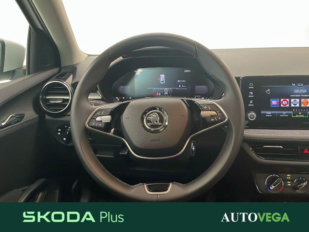 SKODA Fabia 1.0 tsi selection 95cv - 9