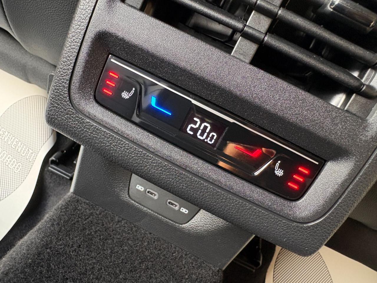 VOLKSWAGEN Golf 2.0 TSI GTI DSG TETTO-LED-PELLE-CERCHI 19 R. - 63