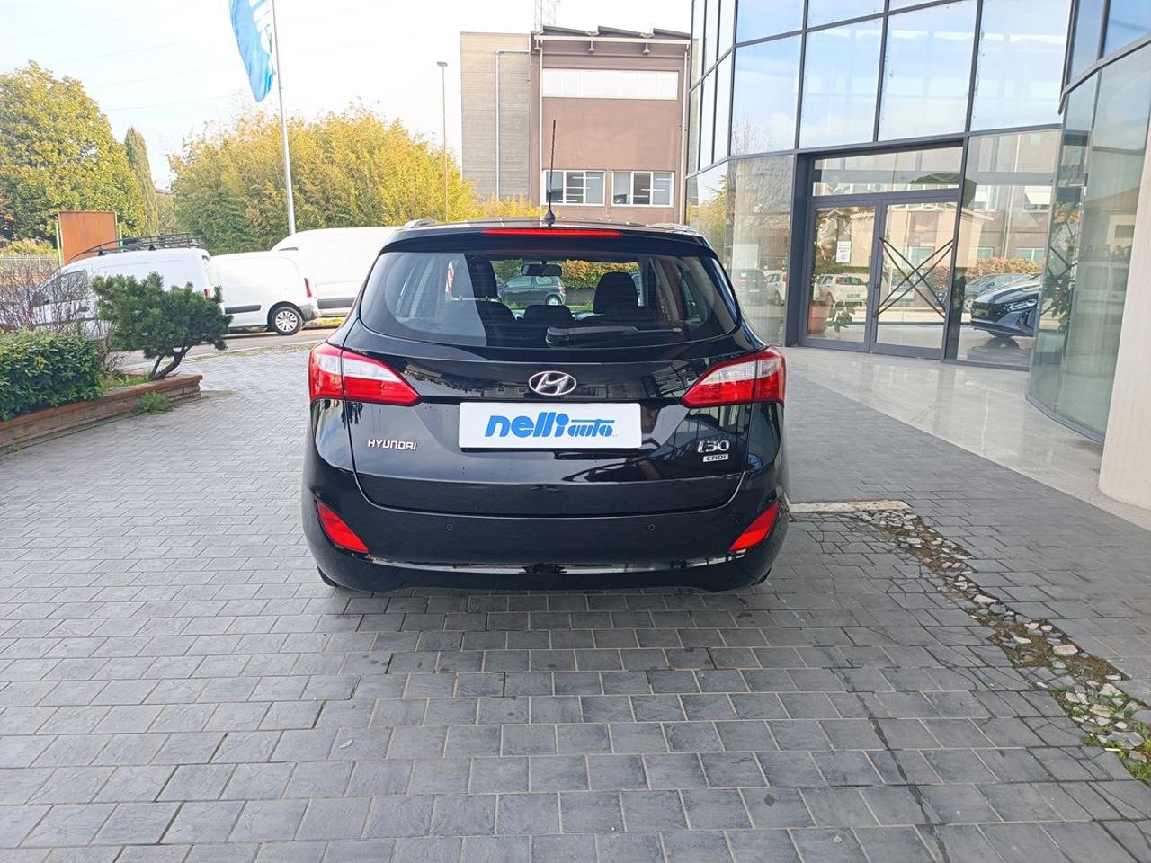 HYUNDAI i30 Wagon 1.6 CRDi Comfort - 9