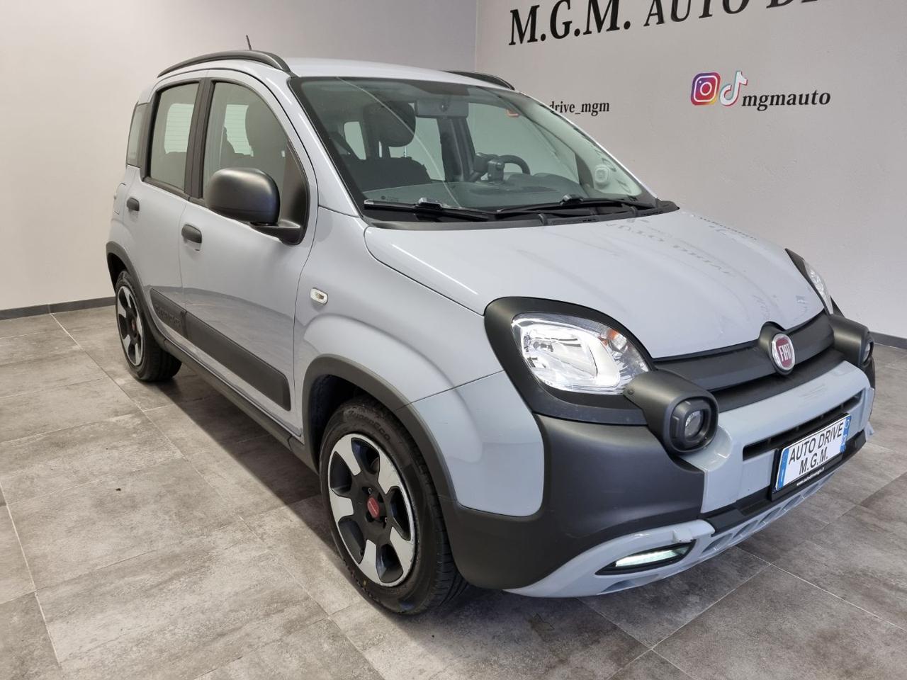 FIAT Panda 1.0 FireFly S&S Hybrid - 11