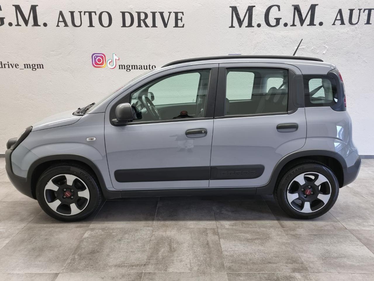 FIAT Panda 1.0 FireFly S&S Hybrid - 2