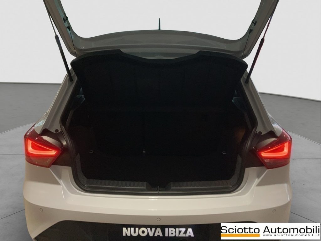 SEAT Ibiza 1.0 EcoTSI 95CV 5 porte FR - 18