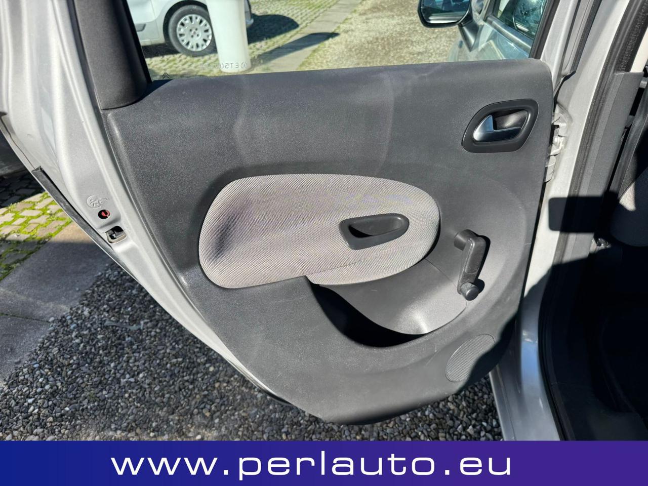 CITROEN C3 Picasso 1.6 e-HDi 90 Exclusive - 12