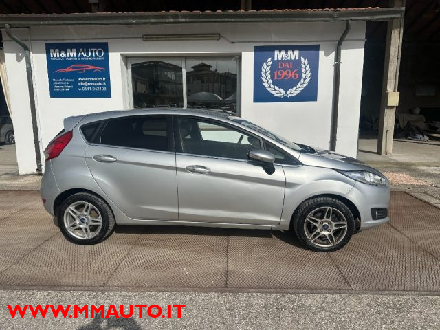 FORD Fiesta Argento metallizzato