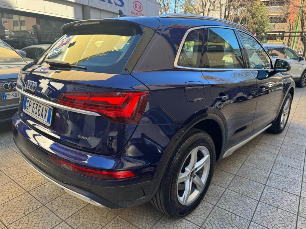 AUDI Q5 40 TDI 204 CV quattro S-TRONIC BUSINESS ADVANCED - 5