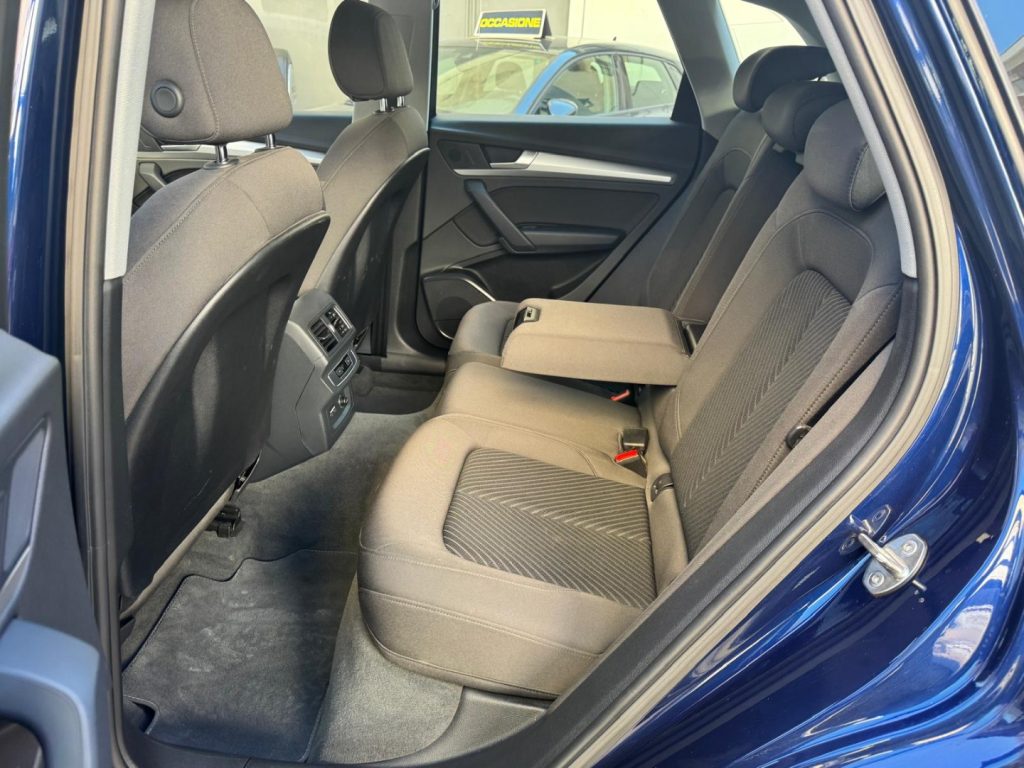 AUDI Q5 40 TDI 204 CV quattro S-TRONIC BUSINESS ADVANCED - 17