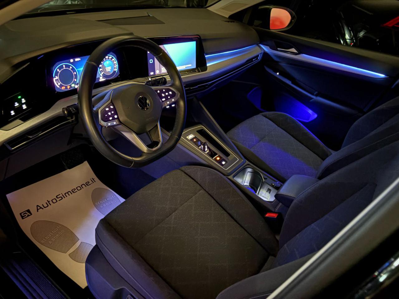 VOLKSWAGEN Golf 2.0 TDI DSG SCR Life COCKPIT-LUCI AMBIENTE - 14