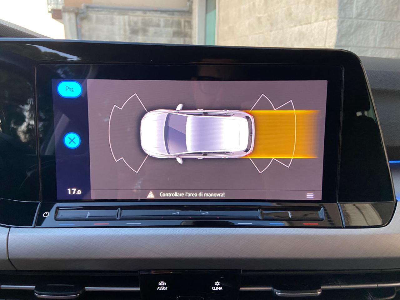 VOLKSWAGEN Golf 2.0 TDI DSG SCR Life COCKPIT-LUCI AMBIENTE - 20