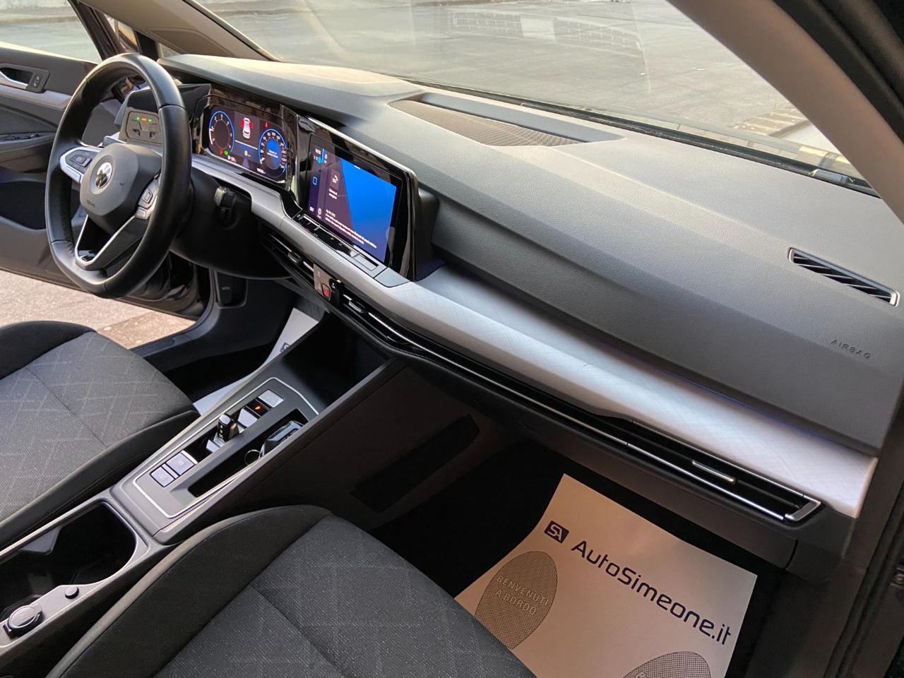 VOLKSWAGEN Golf 2.0 TDI DSG SCR Life COCKPIT-LUCI AMBIENTE - 13