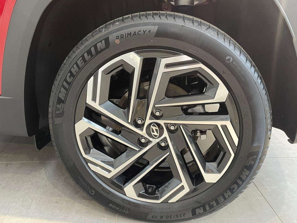 HYUNDAI Tucson 1.6 hev Exellence 2wd auto-KM ZERO 12/25 PROMO 48