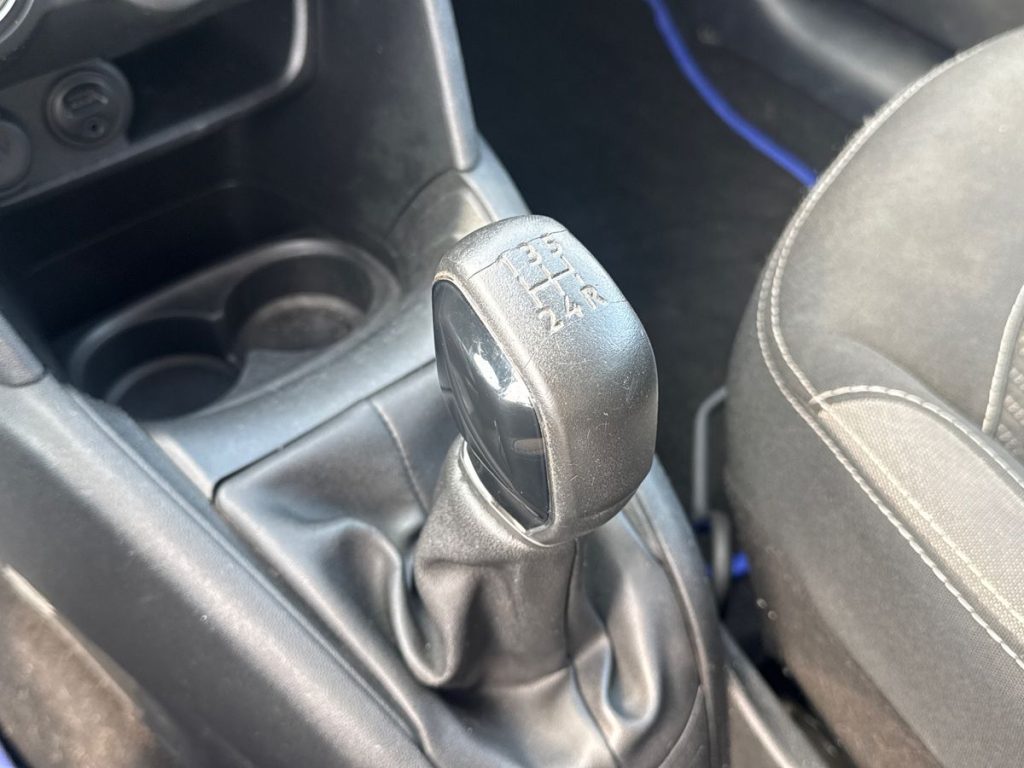 PEUGEOT 208 1.2 82 CV 5p Active - 8