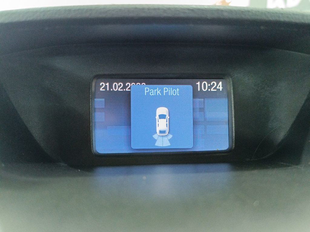 FORD EcoSport 1.5 TDCi 95 CV Titanium - 16