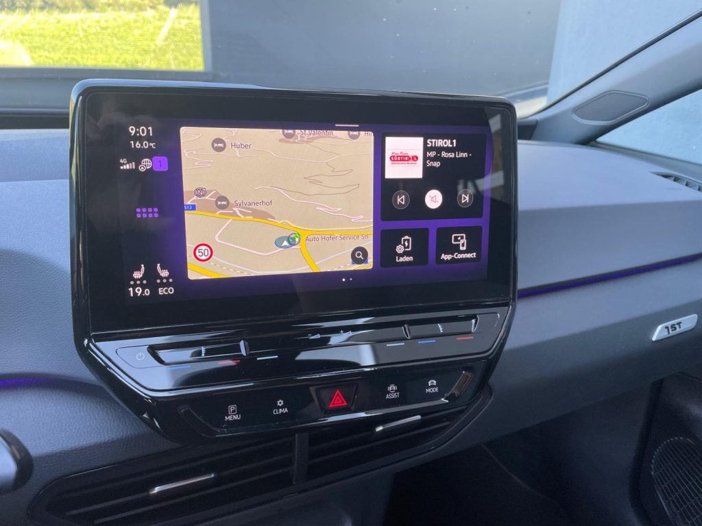 VOLKSWAGEN ID.3 1ST Plus LED Navi Pro 18 App Connect ACC - 8