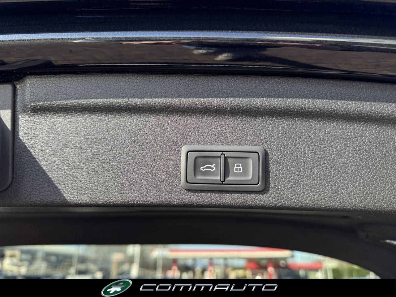 AUDI RS Q3 SPB quattro S tronic - 36