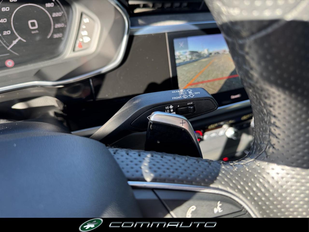 AUDI RS Q3 SPB quattro S tronic - 18