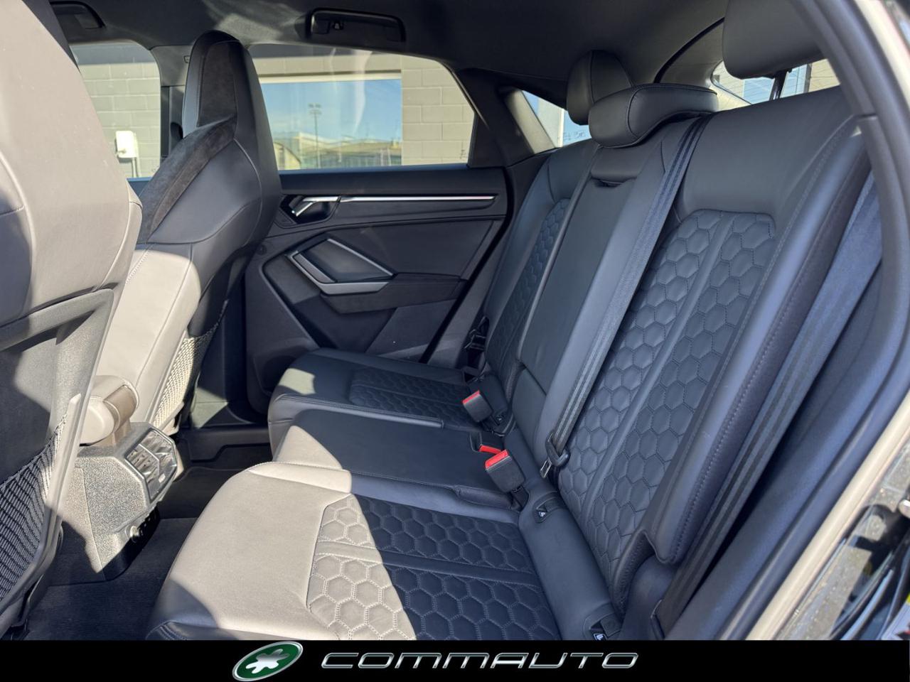 AUDI RS Q3 SPB quattro S tronic - 30