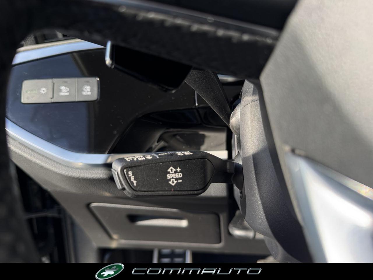 AUDI RS Q3 SPB quattro S tronic - 20