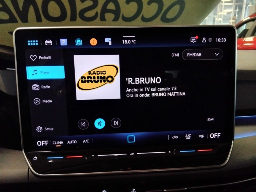 VOLKSWAGEN Golf 2.0 TDI 115 CV SCR Life - 18