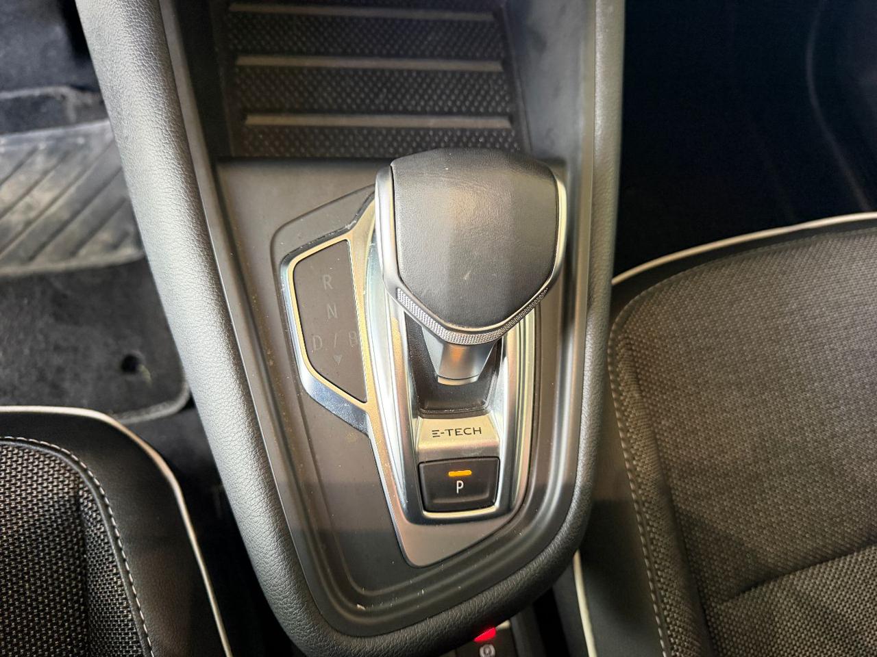 RENAULT Captur Plug-in Hybrid E-Tech 160 CV Intens - 19