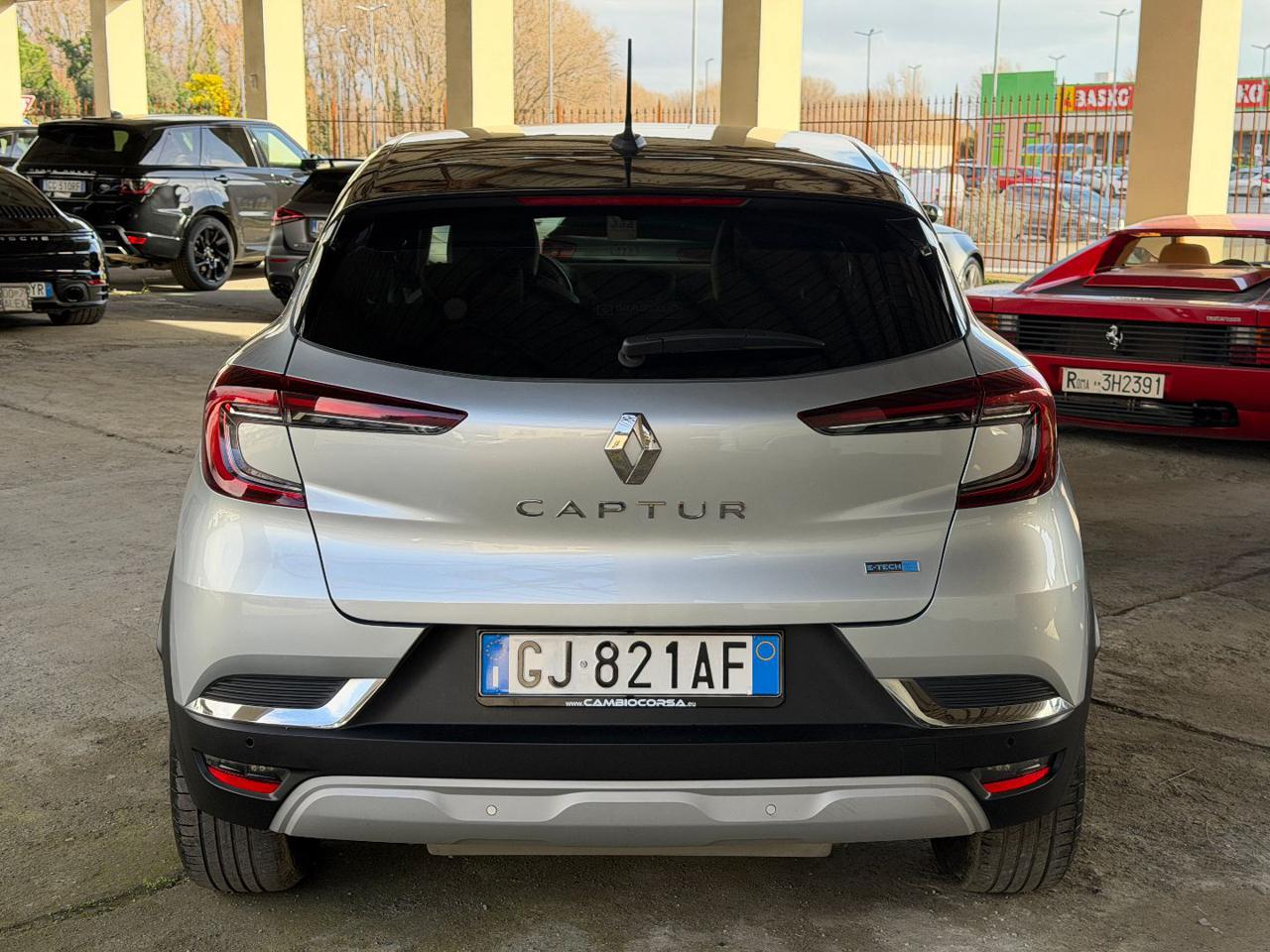 RENAULT Captur Plug-in Hybrid E-Tech 160 CV Intens - 5