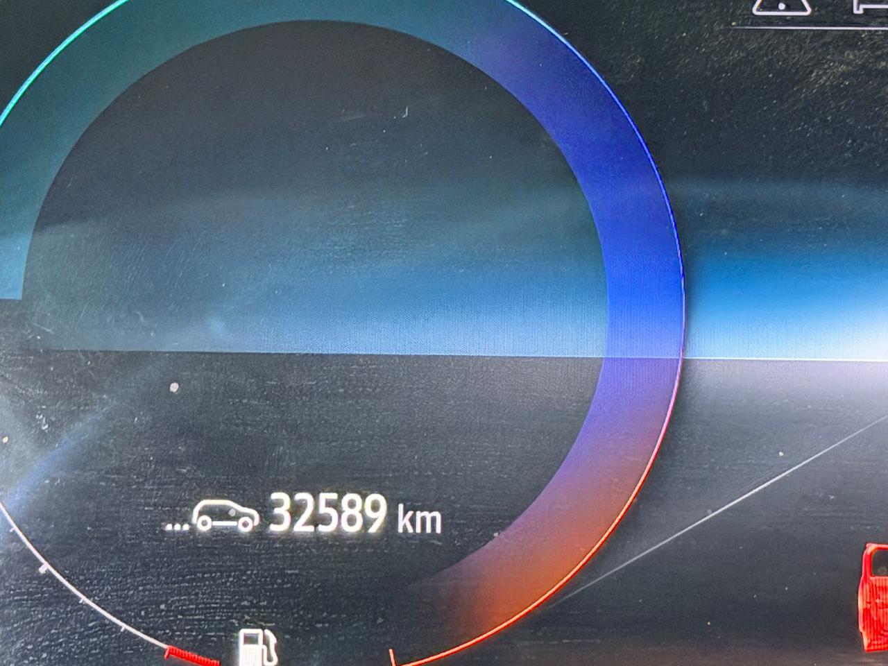 RENAULT Captur Plug-in Hybrid E-Tech 160 CV Intens - 17