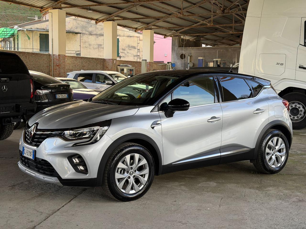 RENAULT Captur Plug-in Hybrid E-Tech 160 CV Intens - 8