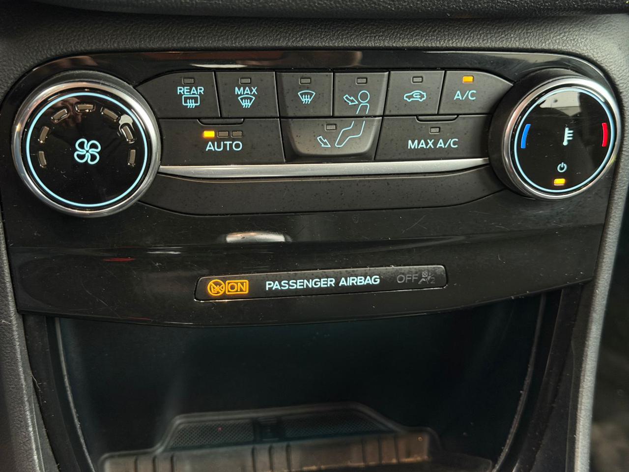 FORD Puma 1.0 EcoBoost Hybrid 125 CV S&S aut. TITANIUM - 17