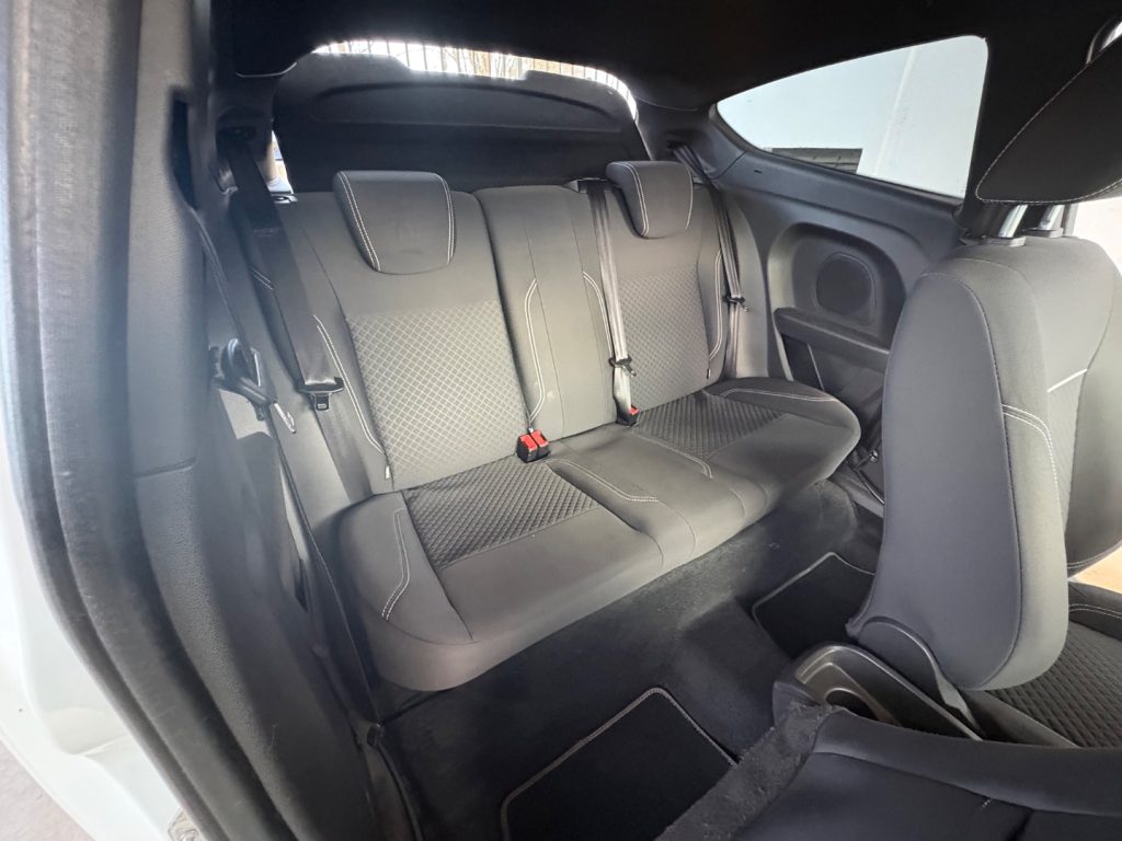 FORD Fiesta 1.0 80CV ST LINE Black & White Edition BELLISSIMA - 11