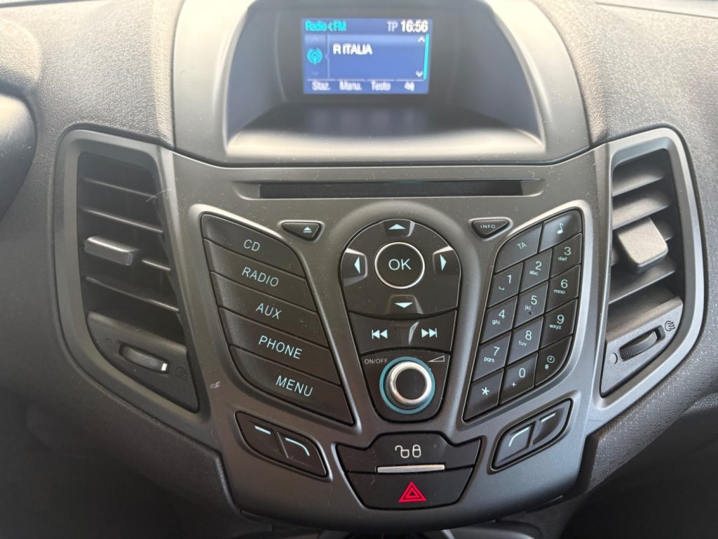 FORD Fiesta 1.0 80CV ST LINE Black & White Edition BELLISSIMA - 19