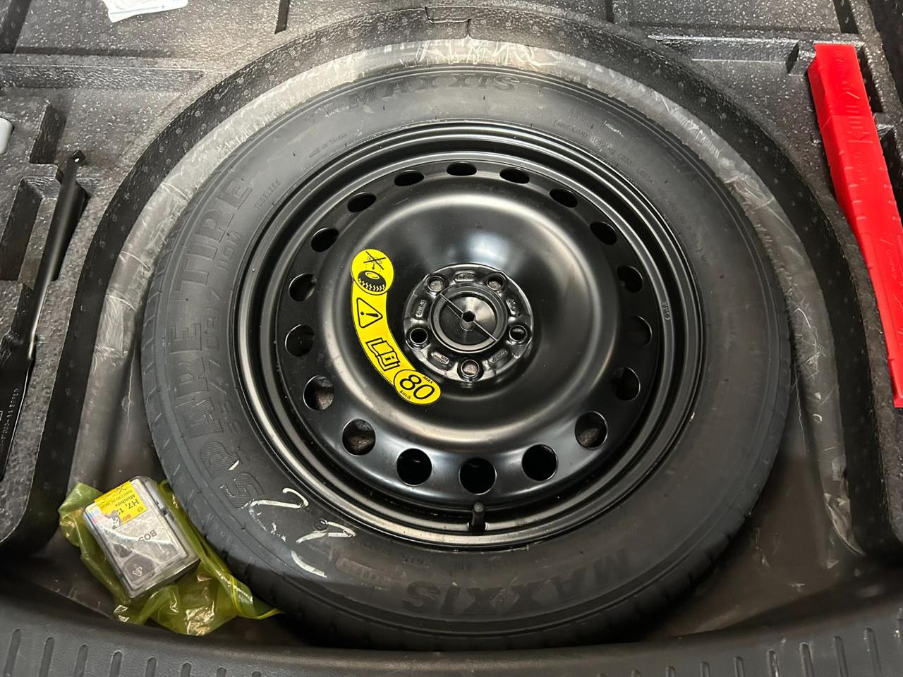 FORD Kuga 2.0 TDCI 150 CV S&S 4WD Powershift Titanium EURO6 - 23