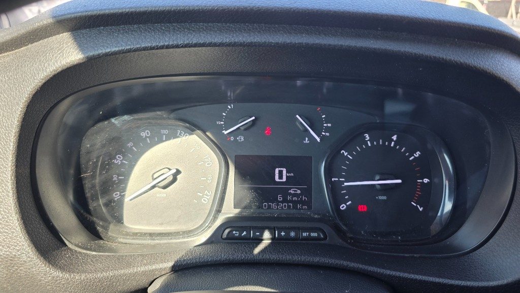 PEUGEOT Expert BlueHDi 120 S&S PL-TN Furgone Premium Long - 15