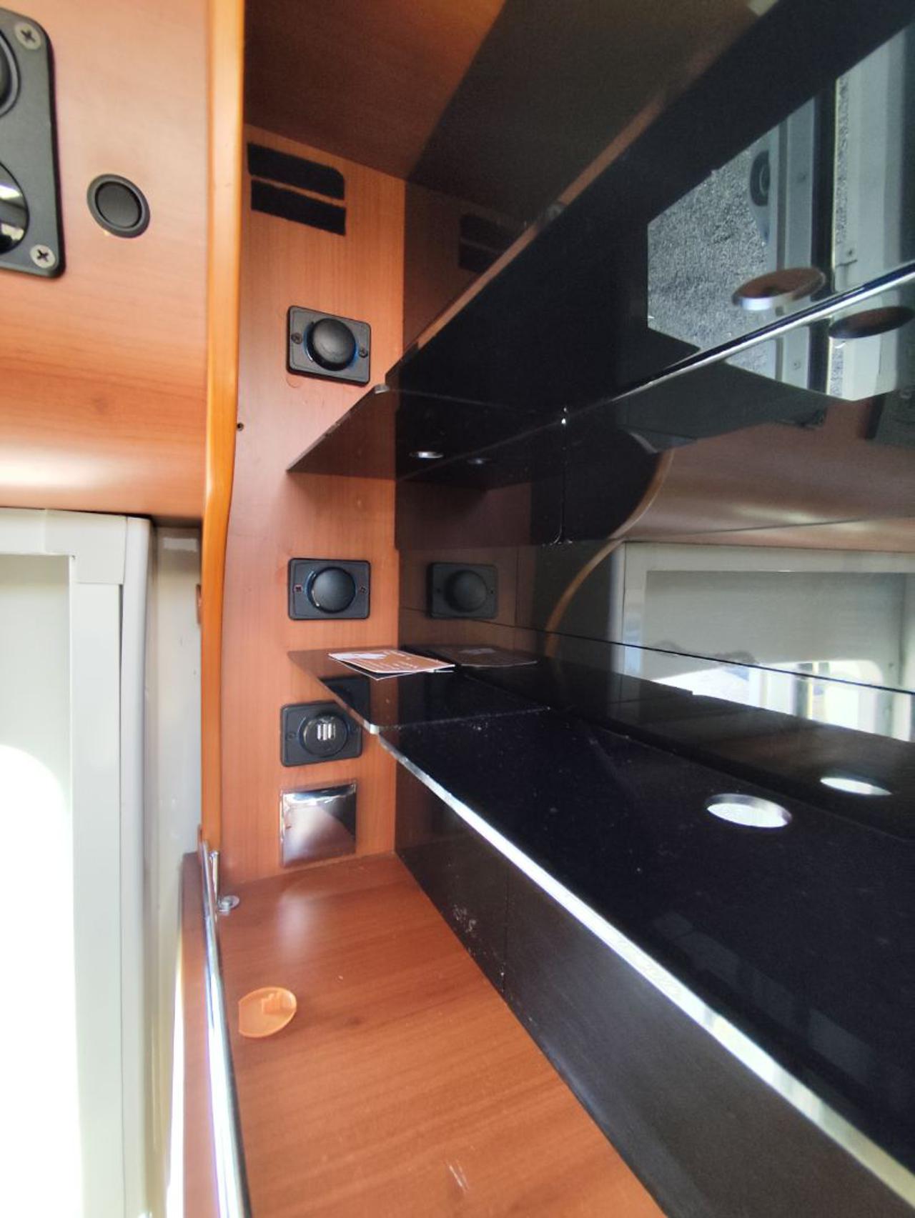 MOBILVETTA K-YACHT 87 - 32