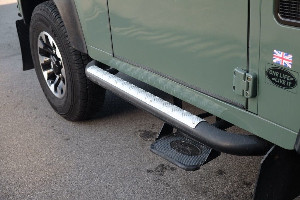 LAND ROVER Defender 90 2.4 TD4 Station Wagon S - 21