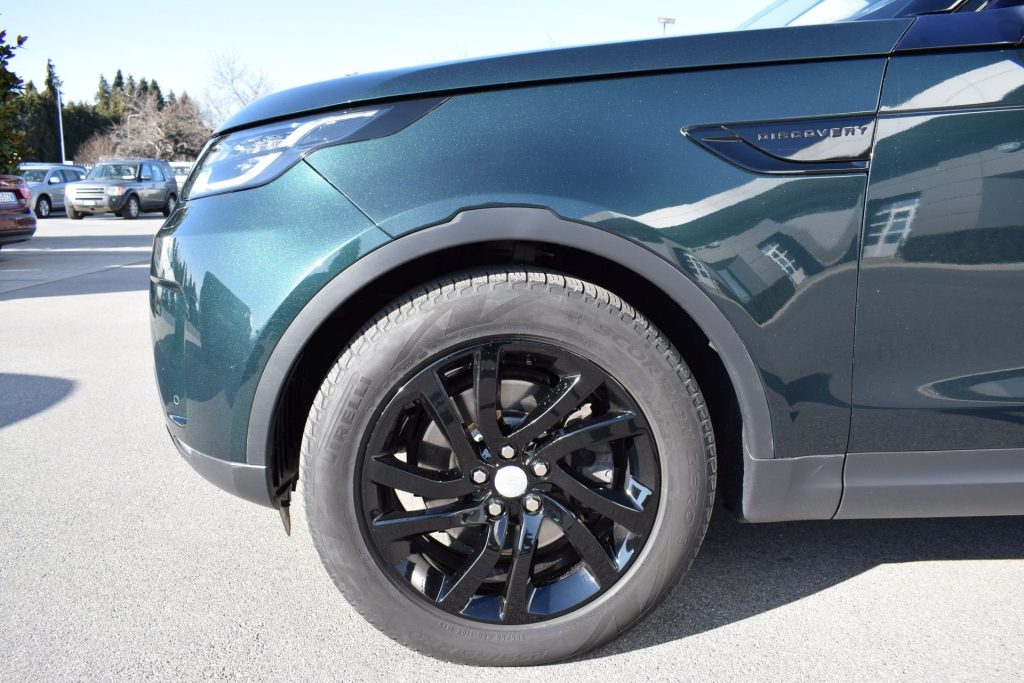 LAND ROVER Discovery 3.0 TD6 SE autom. 7 POSTI - 23