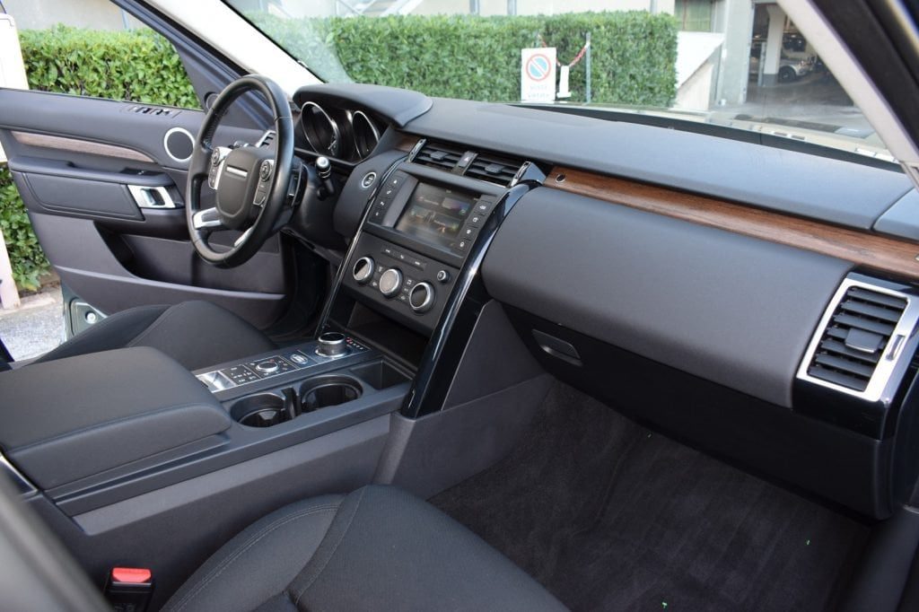 LAND ROVER Discovery 3.0 TD6 SE autom. 7 POSTI - 13