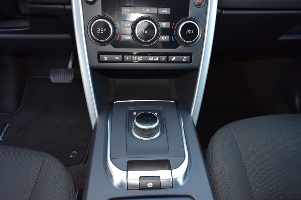 LAND ROVER Discovery Sport 2.0 TD4 150 CV AWD AUTO SE vettura 7 POSTI - 19